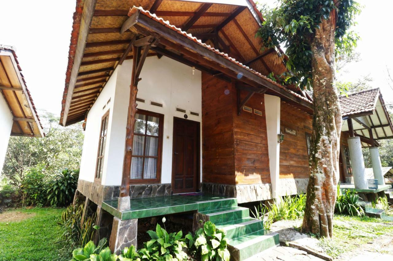 Desa Wisata Sari Bunihayu Rumah tetamu *