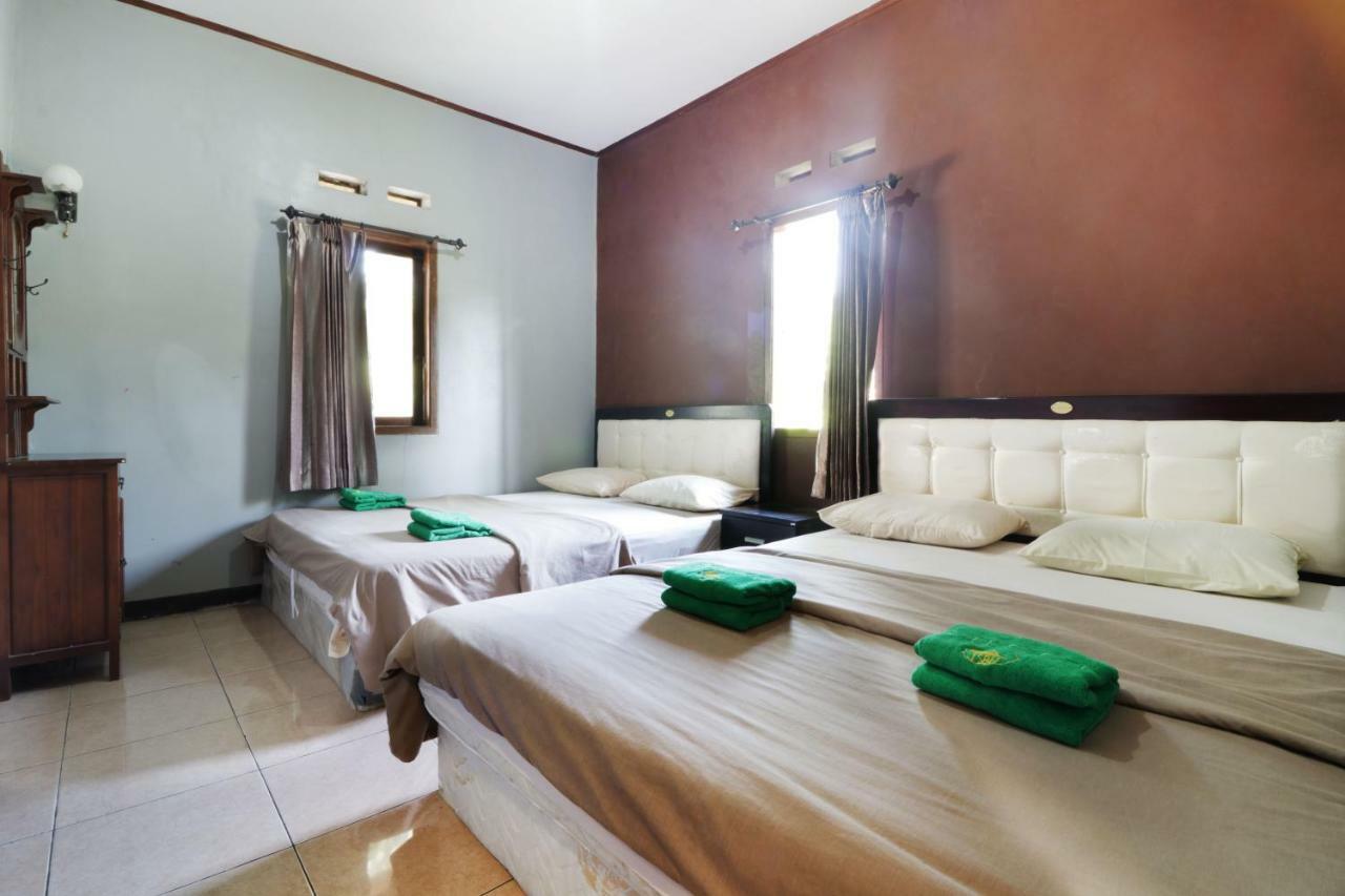 Desa Wisata Sari Bunihayu Rumah tetamu