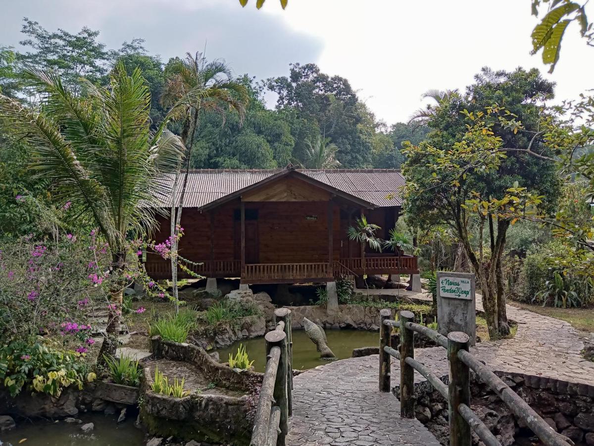 Rumah tetamu Desa Wisata Sari Bunihayu *