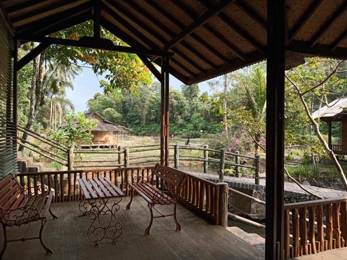 Desa Wisata Sari Bunihayu Rumah tetamu